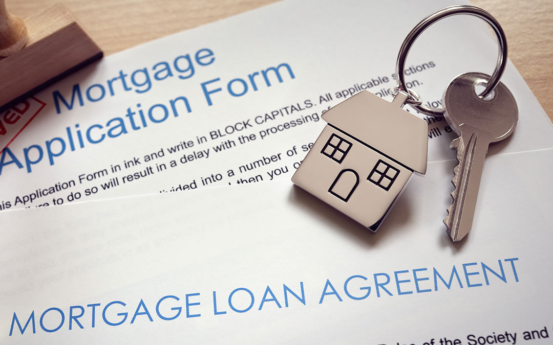 Mortgage loan agreement with house key